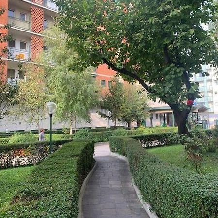 Cozy 1-Room Studio In Giambellino Milan Luaran gambar