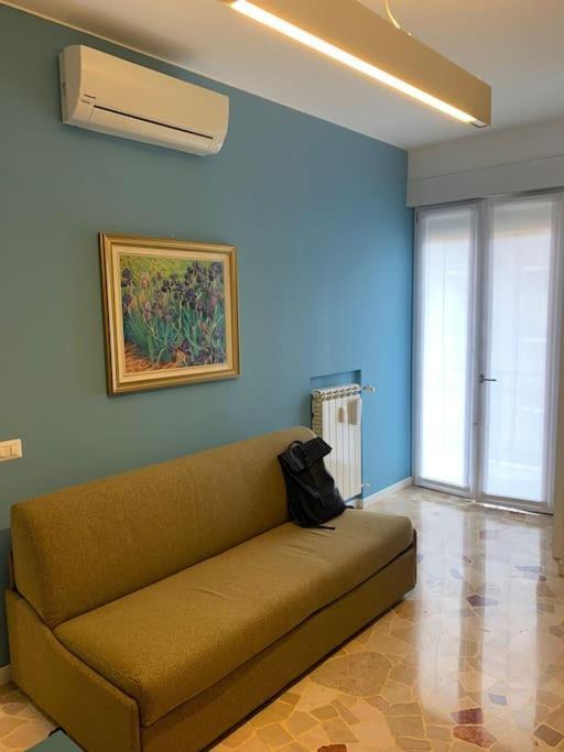 Cozy 1-Room Studio In Giambellino Milan Luaran gambar